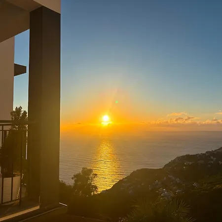 Casa Das Abertas, Jacuzzi, Sea View, Air Conditioning And Heating System Apartment Calheta (Madeira)