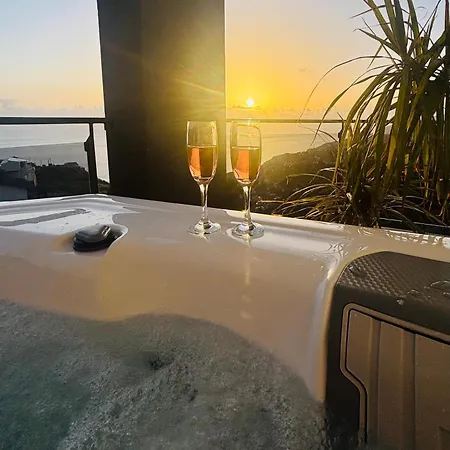 Casa Abertas, Jacuzzi, Sea View, Air Conditioning And Heating System Apartment