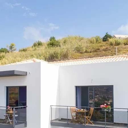 Apartment Casa Das Abertas, Jacuzzi, Sea View, Air Conditioning And Heating System